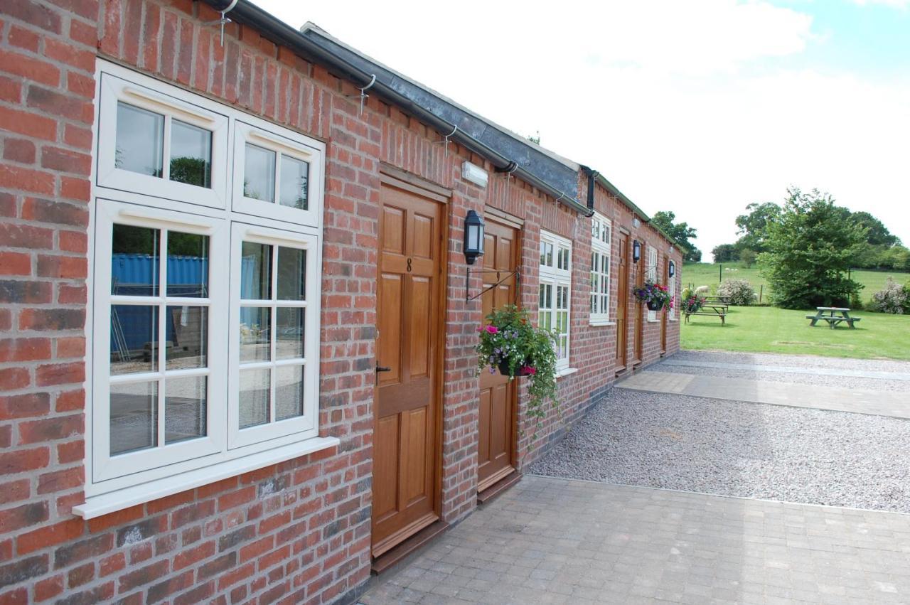 The Royal Oak Hotel Loughborough Bagian luar foto
