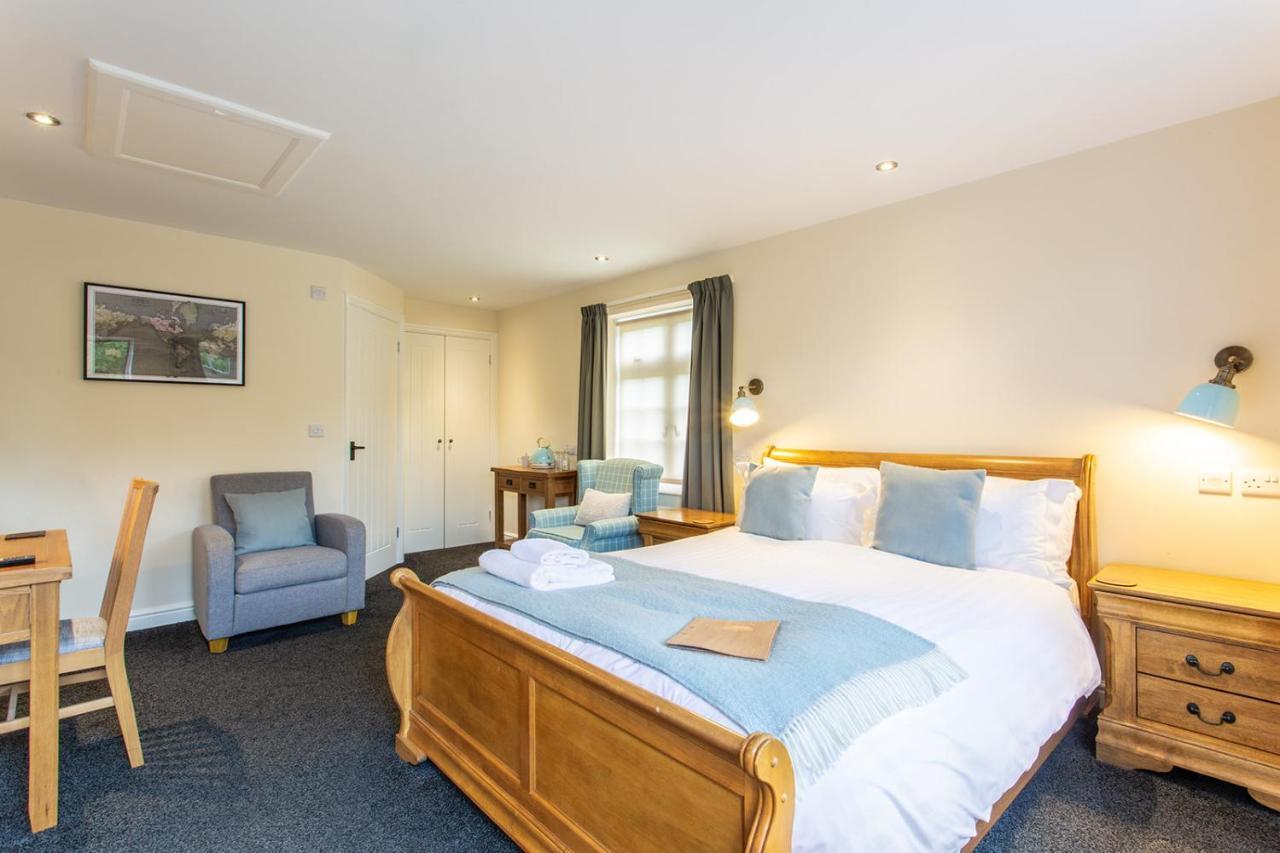The Royal Oak Hotel Loughborough Bagian luar foto